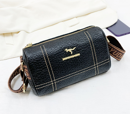 Bolsa Heloisa de Couro Transversal